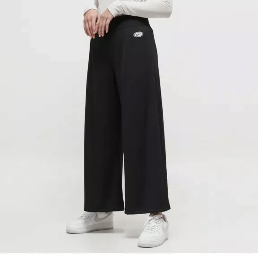 Nike Sportswear Women's Ribbed Cropped Wide Leg Pants